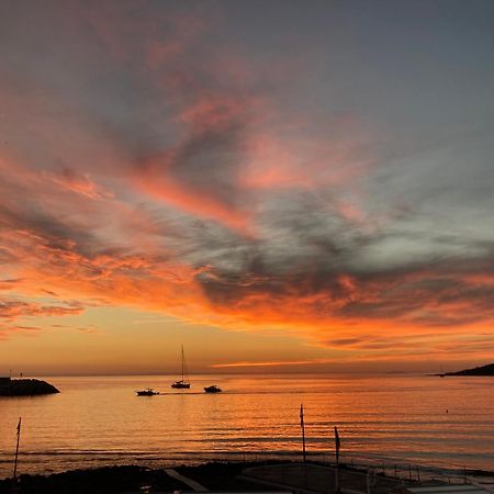 Hotel La Marinella กัสตีลยอนเชลโล ภายนอก รูปภาพ