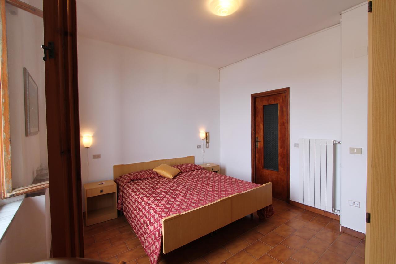 Hotel La Marinella กัสตีลยอนเชลโล ภายนอก รูปภาพ
